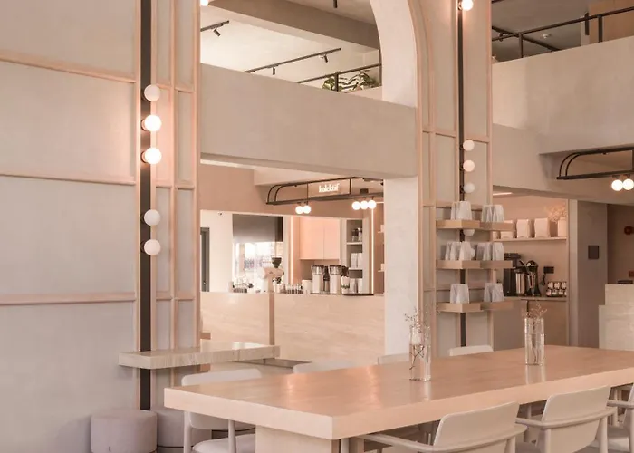 Kolektif ホテル キレニア